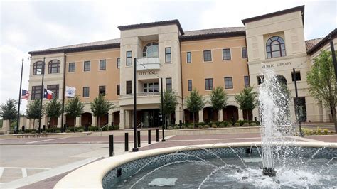 Colleyville .